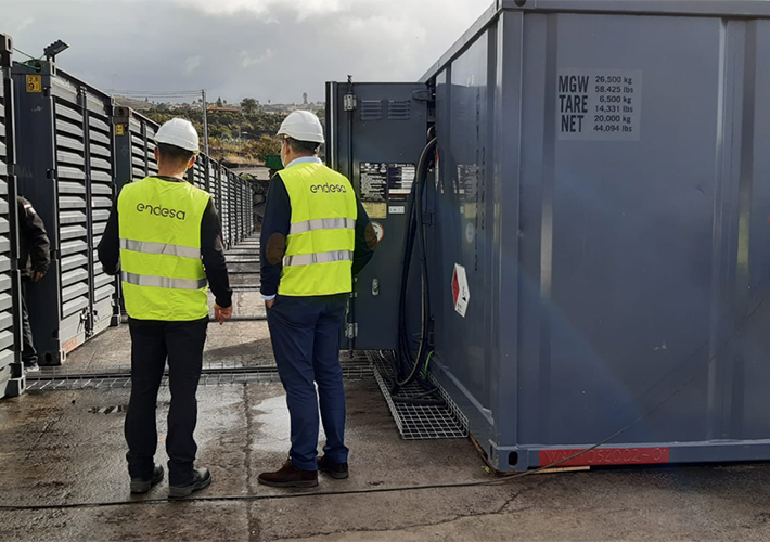 Foto ENDESA COMIENZA EL PLAN DE RECONSTRUCCIÓN ELÉCTRICA DE LA PALMA CON DOS CENTRALES TÉRMICAS PORTÁTILES.